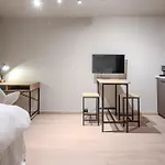 Modern Apartment, Parking Included,