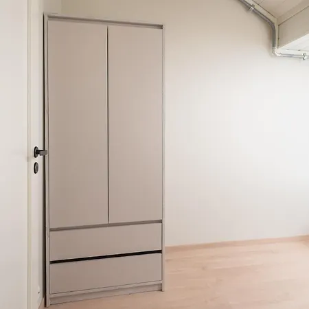 Modern Apartment, Parking Included, Апартаменты *