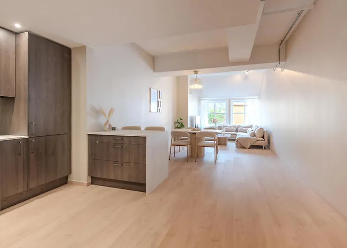 Modern Apartment, Parking Included, Appartamento *
