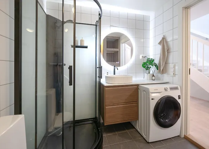 Modern Apartment, Parking Included,