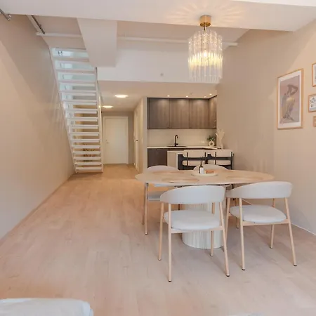 Modern Apartment, Parking Included, Apartment